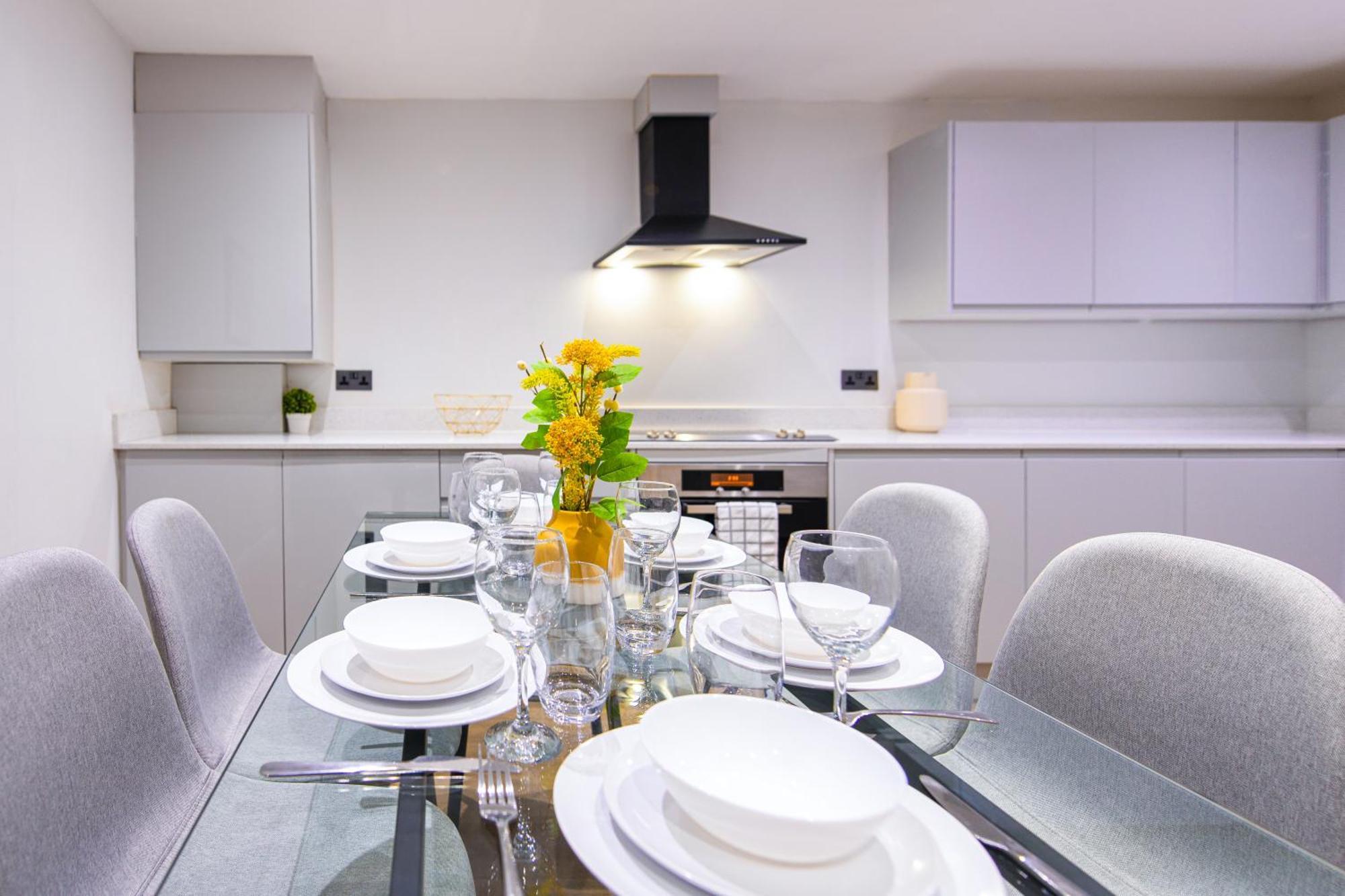 ロンドン Ealing Residencyアパートホテル エクステリア 写真