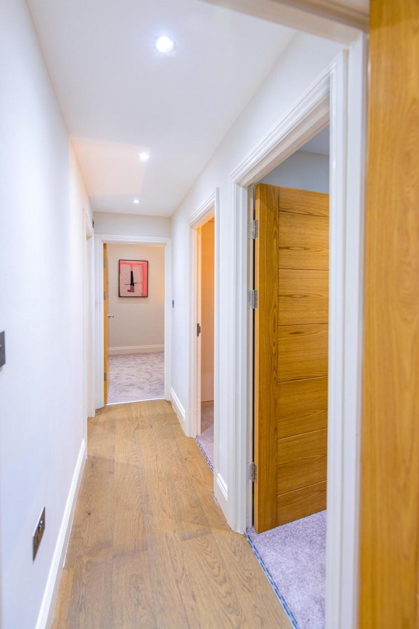 ロンドン Ealing Residencyアパートホテル エクステリア 写真